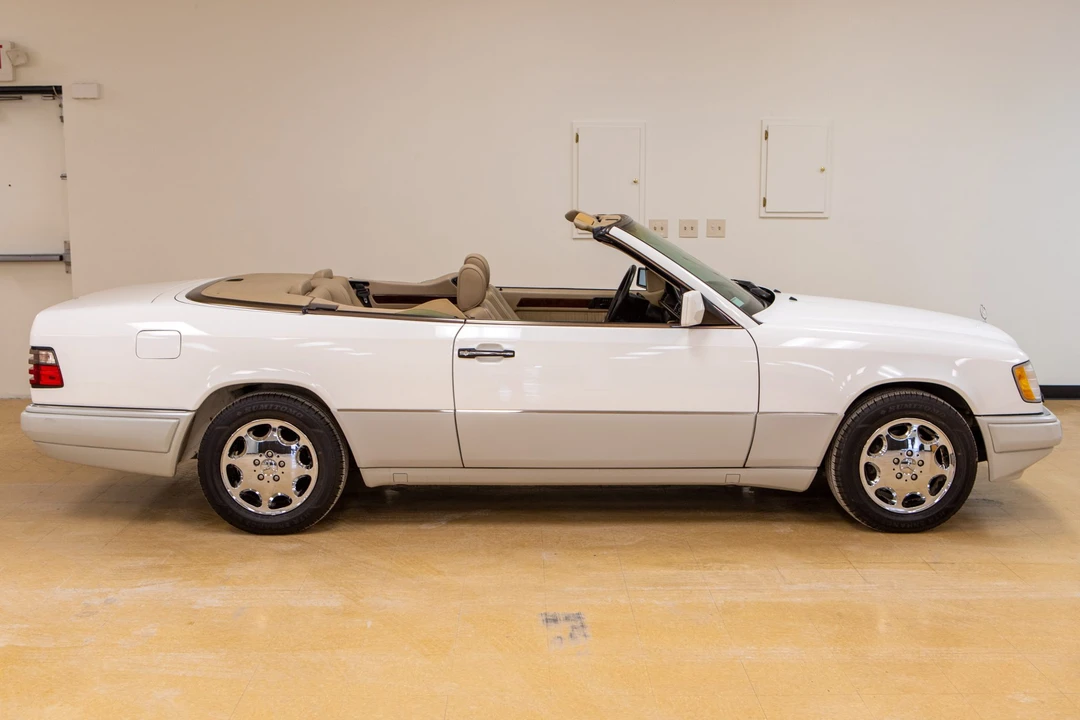 1995 Mercedes-Benz W124 E-Class - Image 16 of 31