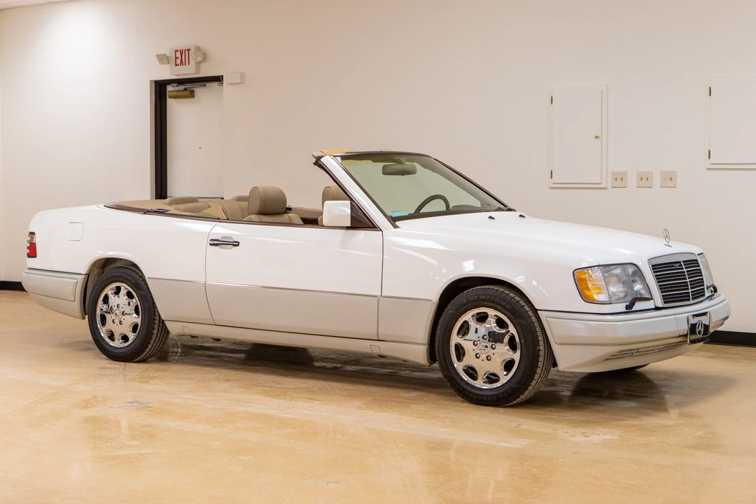 1995 Mercedes-Benz W124 E-Class - Image 14 of 31