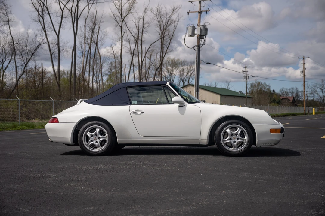1995 Porsche 993 Carrera - Image 13 of 31