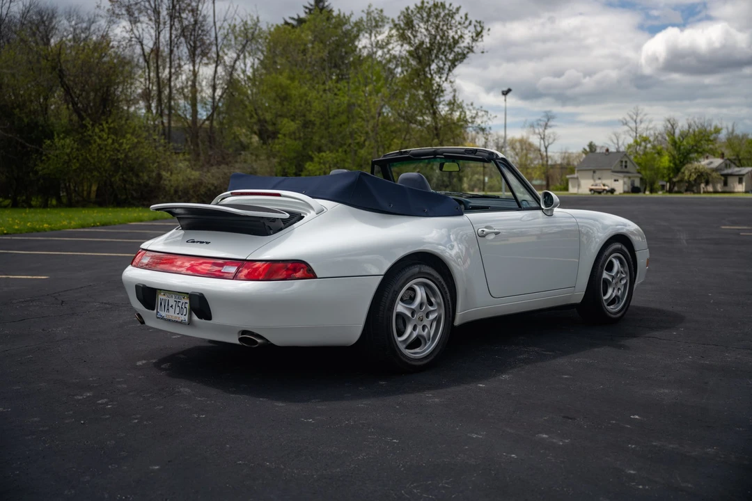 1995 Porsche 993 Carrera - Image 23 of 31