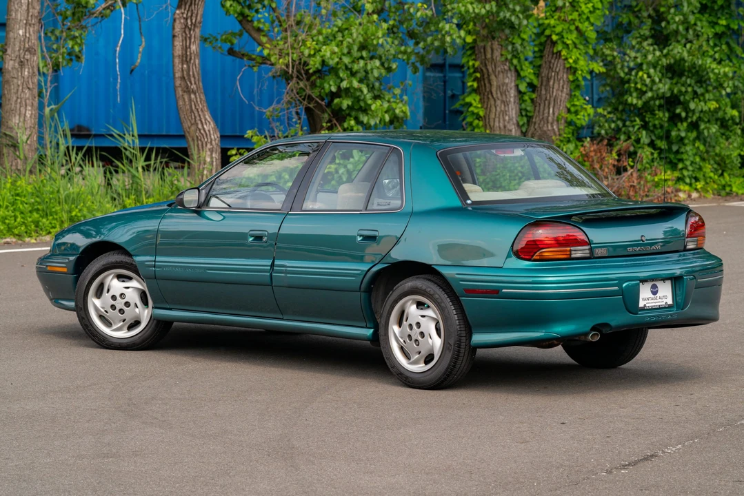 1996 Pontiac Grand Am - Image 10 of 31