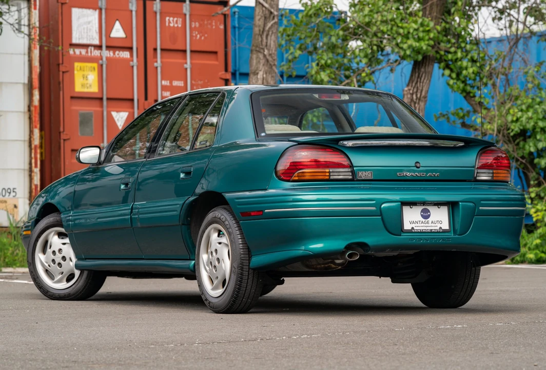 1996 Pontiac Grand Am - Image 11 of 31