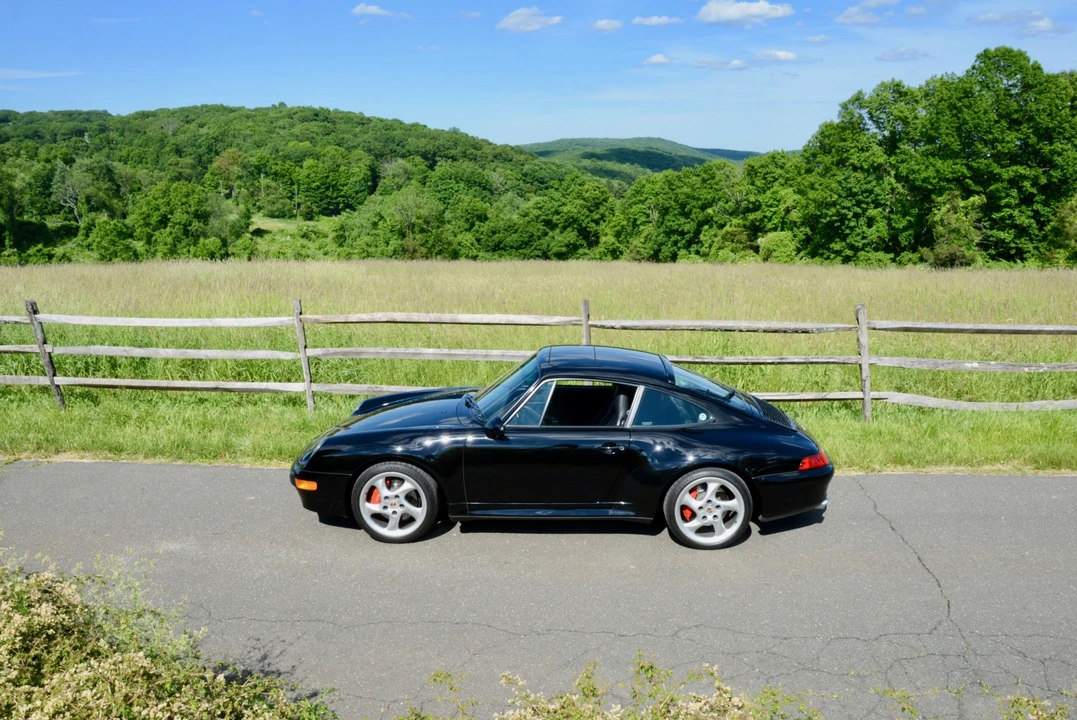 1996 Porsche 993 Carrera 4S - Image 25 of 31