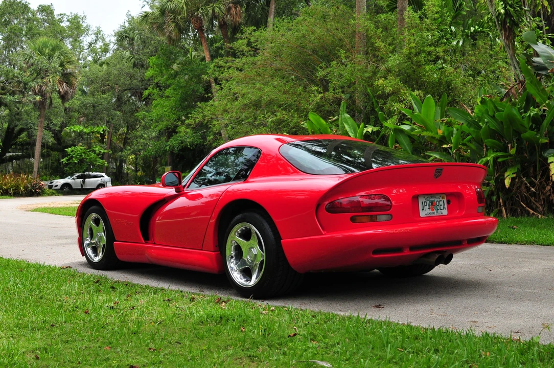 1998 Dodge Viper GTS 2nd Gen - Image 27 of 31