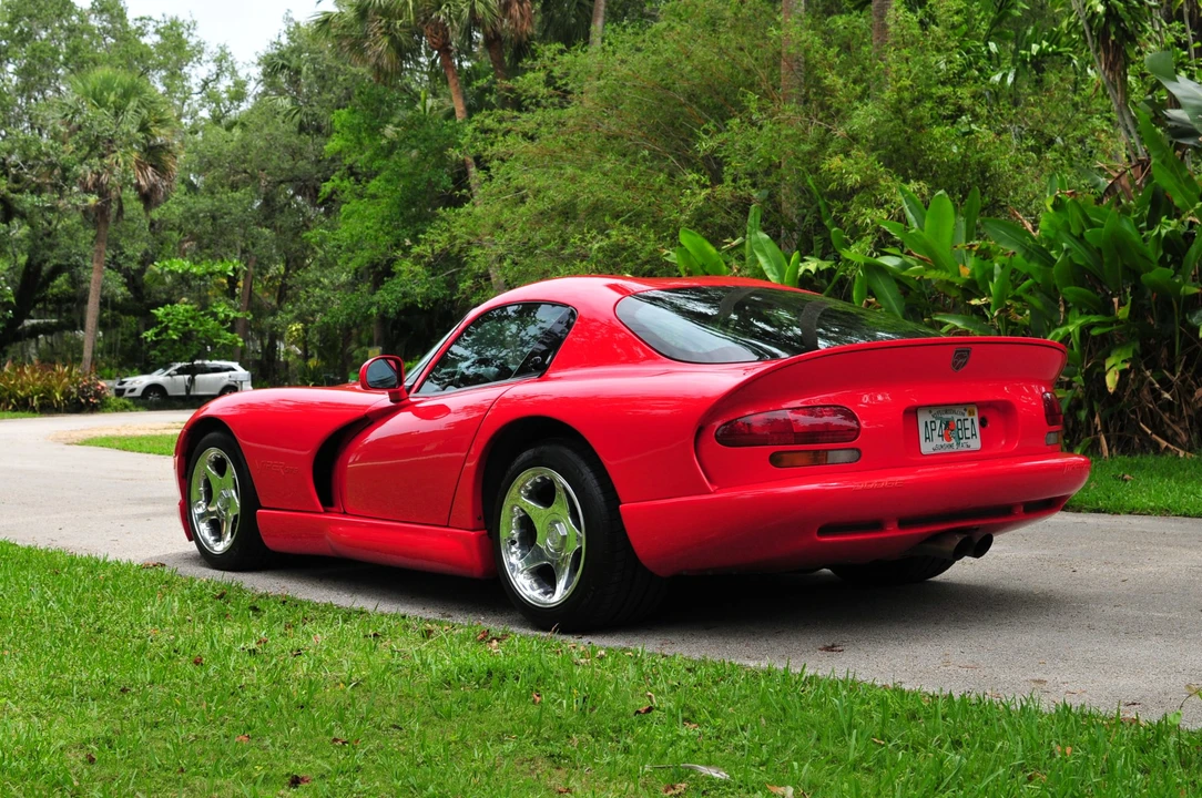 1998 Dodge Viper GTS 2nd Gen - Image 26 of 31