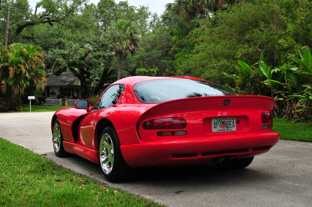 1998 Dodge Viper GTS 2nd Gen - Image 25 of 31