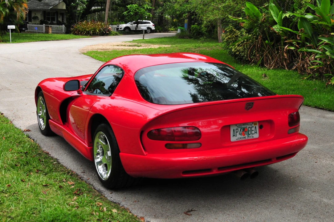 1998 Dodge Viper GTS 2nd Gen - Image 24 of 31