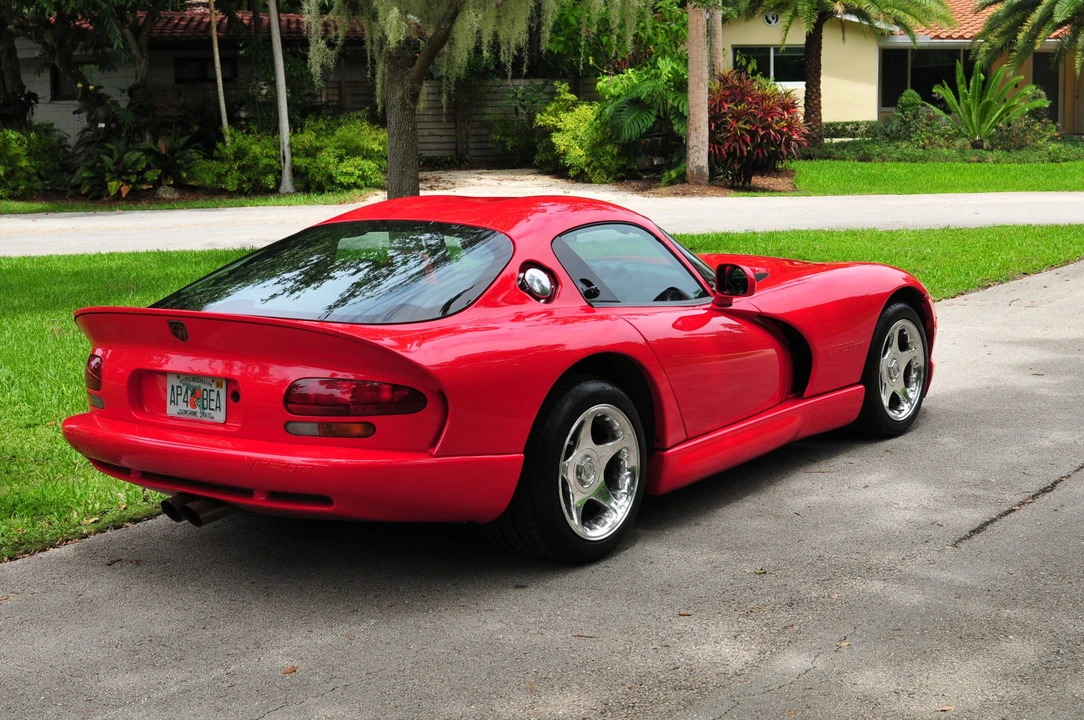 1998 Dodge Viper GTS 2nd Gen - Image 18 of 31