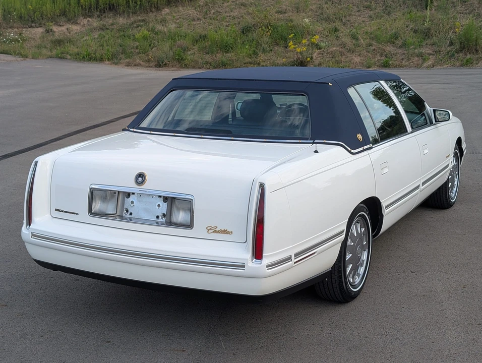 1999 Cadillac DeVille 8th Gen - Image 31 of 31