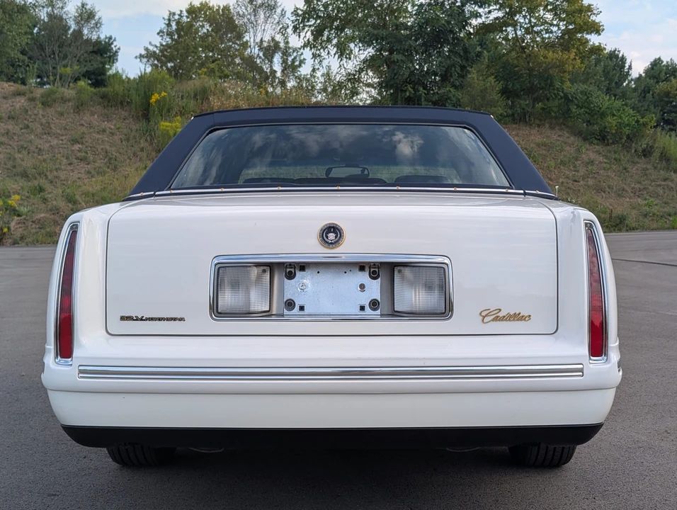 1999 Cadillac DeVille 8th Gen - Image 29 of 31