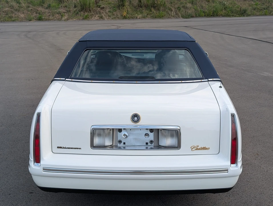 1999 Cadillac DeVille 8th Gen - Image 28 of 31