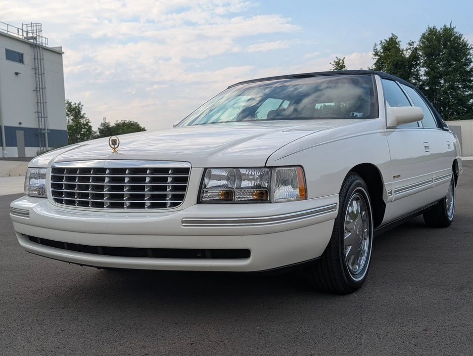 1999 Cadillac DeVille 8th Gen - Image 6 of 31