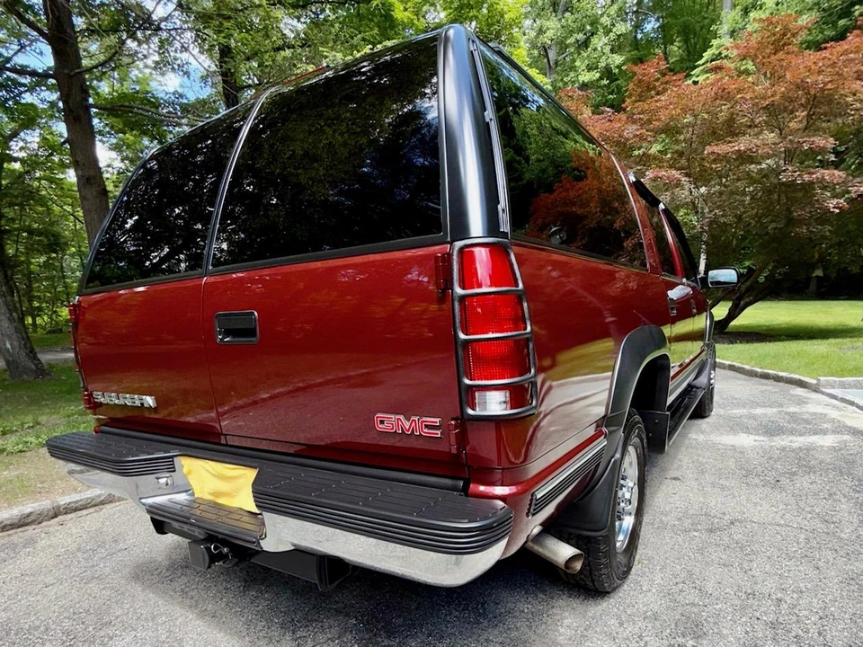 1999 GMC Suburban 8th Gen - Image 20 of 31
