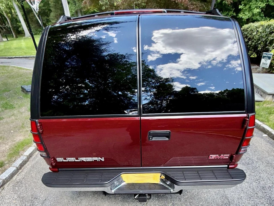 1999 GMC Suburban 8th Gen - Image 18 of 31