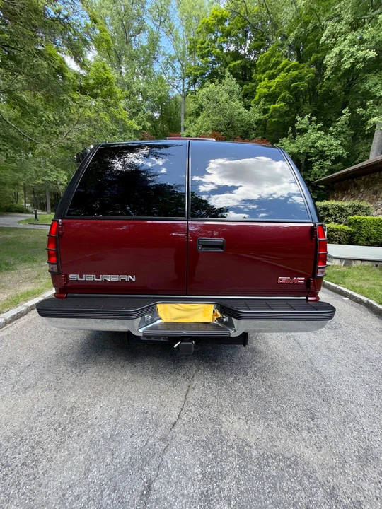 1999 GMC Suburban 8th Gen - Image 16 of 31