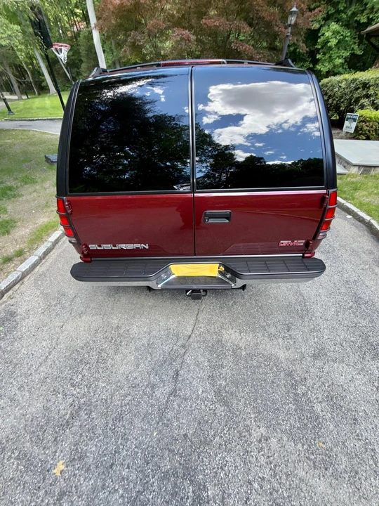 1999 GMC Suburban 8th Gen - Image 19 of 31