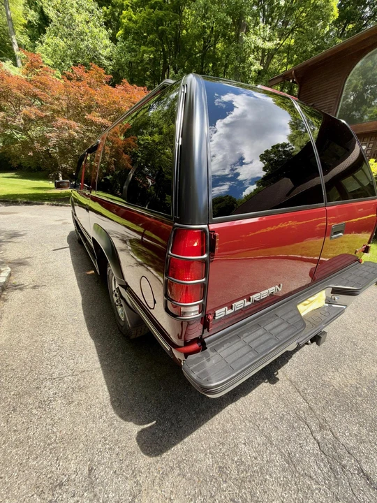1999 GMC Suburban 8th Gen - Image 15 of 31