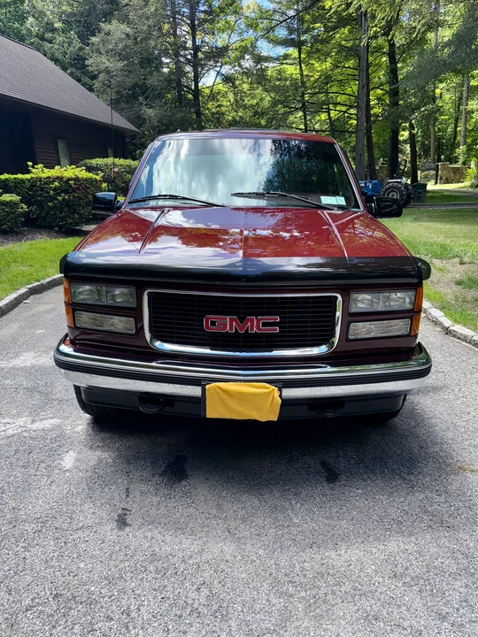 1999 GMC Suburban 8th Gen - Image 7 of 31