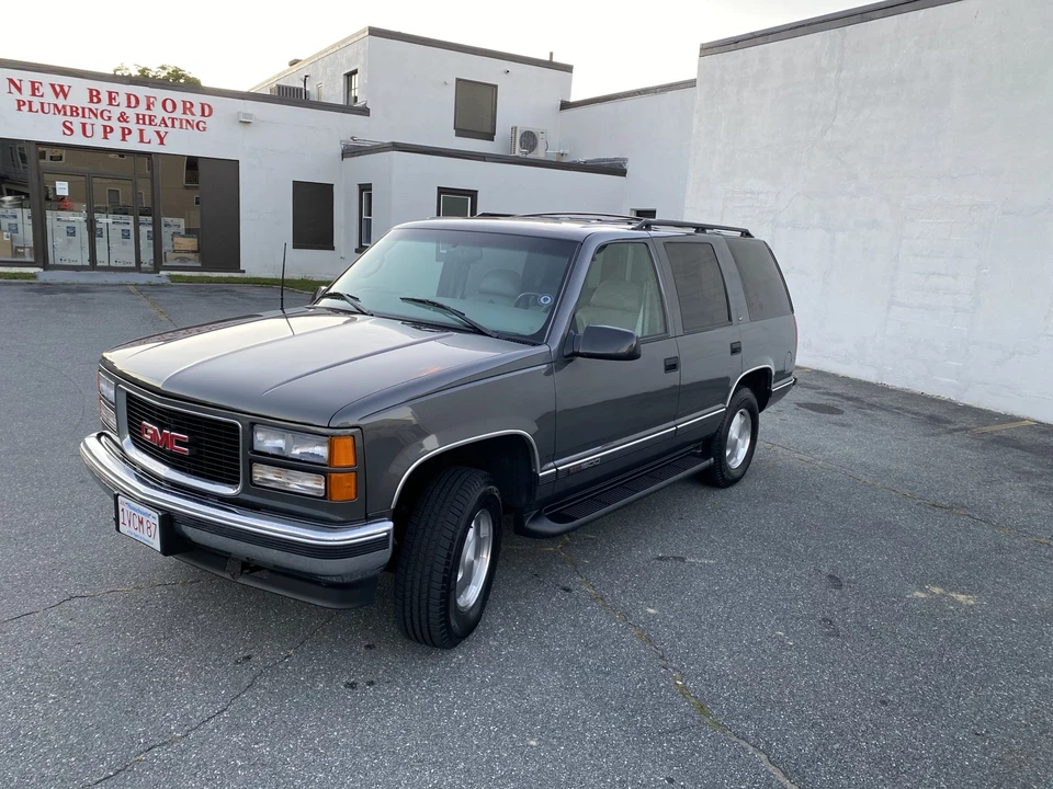 1999 GMC Yukon 1st Gen - Image 2 of 31