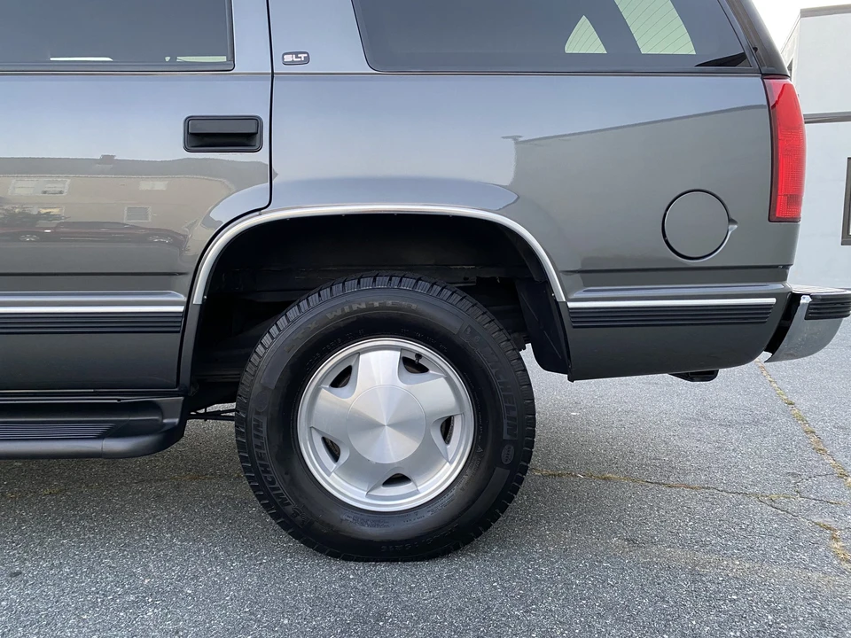 1999 GMC Yukon 1st Gen - Image 25 of 31