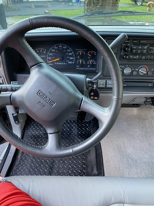1999 GMC Yukon 1st Gen - Image 31 of 31
