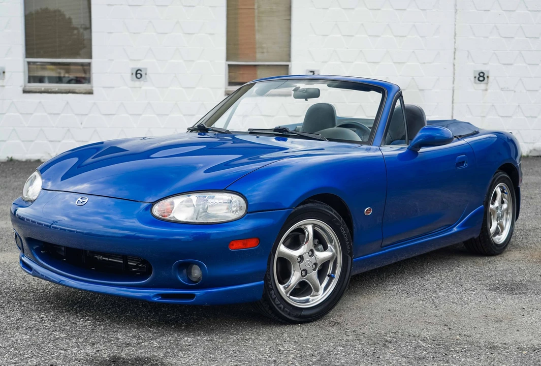 1999 Mazda NB MX-5 Miata - Image 2 of 31