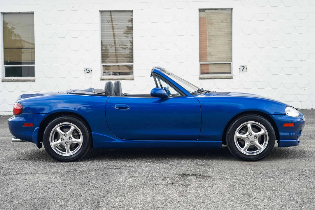 1999 Mazda NB MX-5 Miata - Image 7 of 31