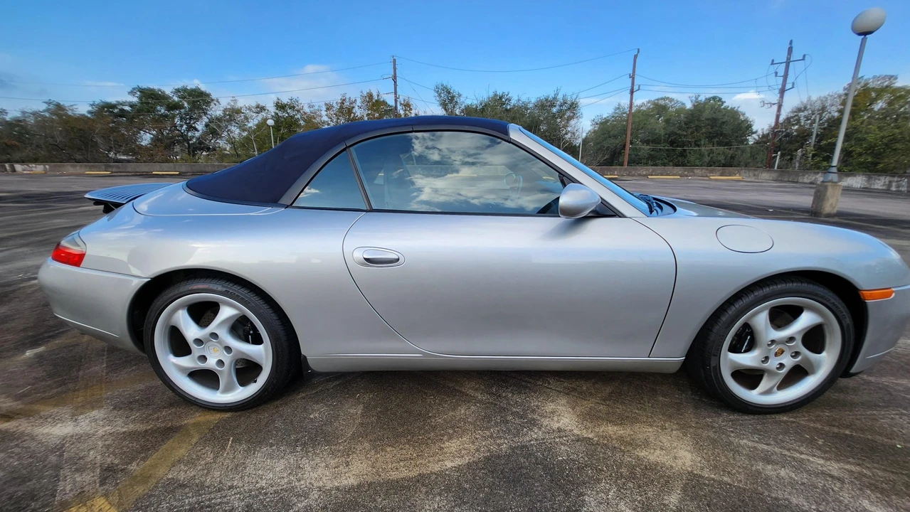 1999 Porsche 996 Carrera - Image 20 of 31