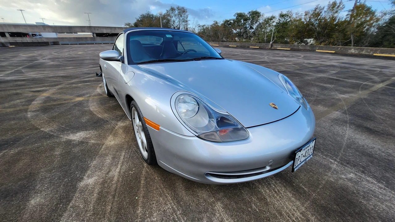 1999 Porsche 996 Carrera - Image 25 of 31