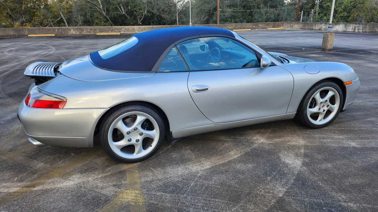 1999 Porsche 996 Carrera - Image 19 of 31