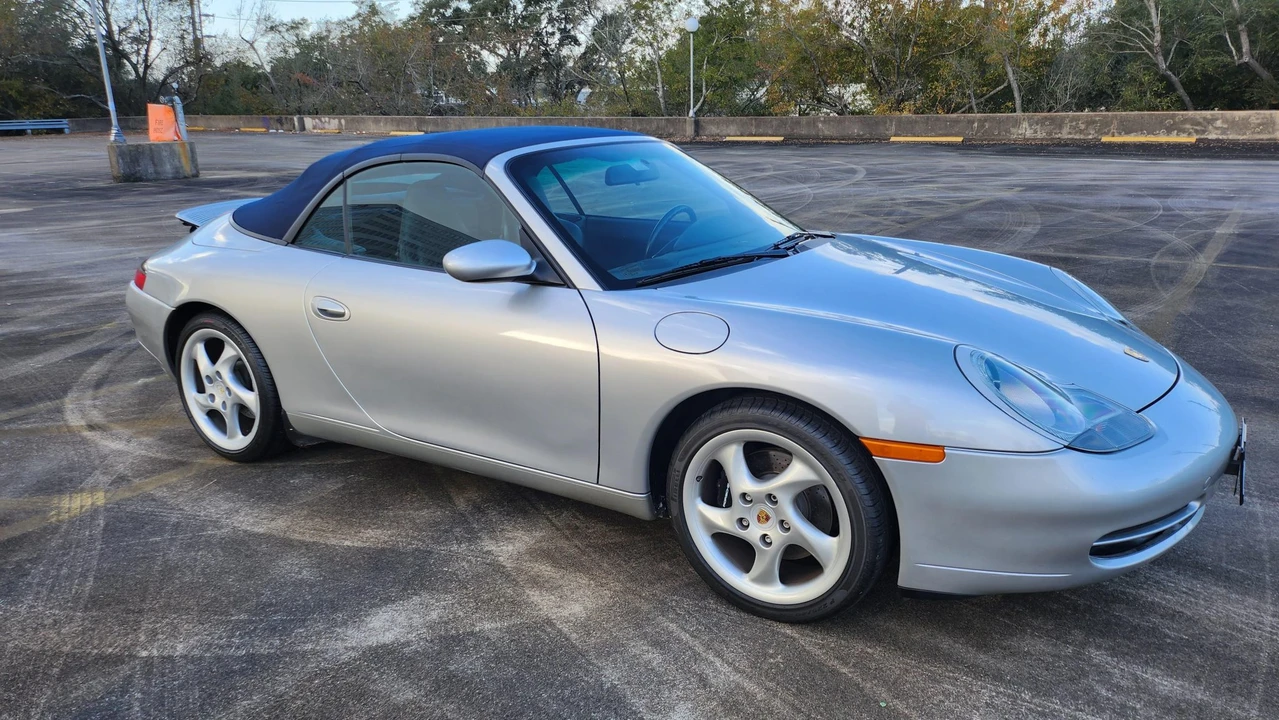 1999 Porsche 996 Carrera - Image 23 of 31