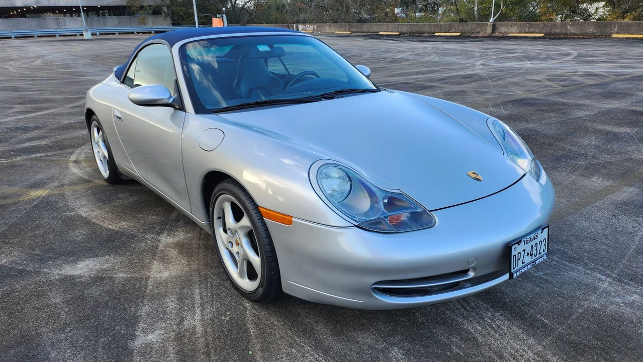 1999 Porsche 996 Carrera - Image 26 of 31