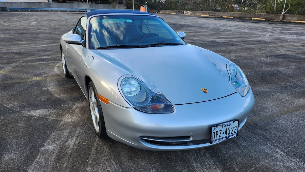 1999 Porsche 996 Carrera - Image 27 of 31