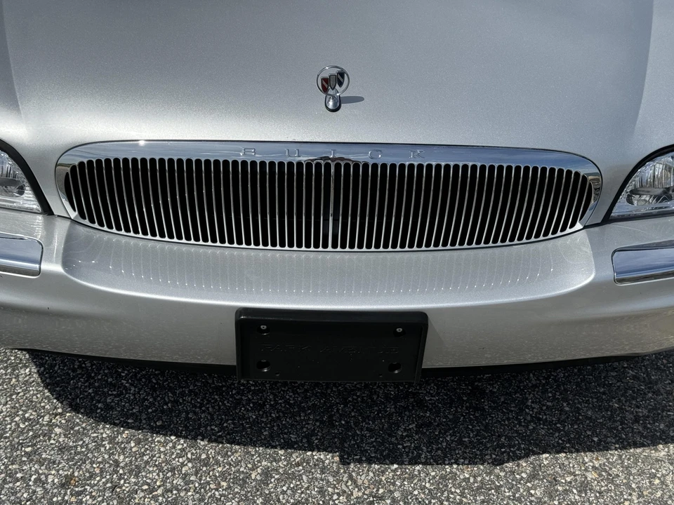 2000 Buick Park Avenue - Image 24 of 31