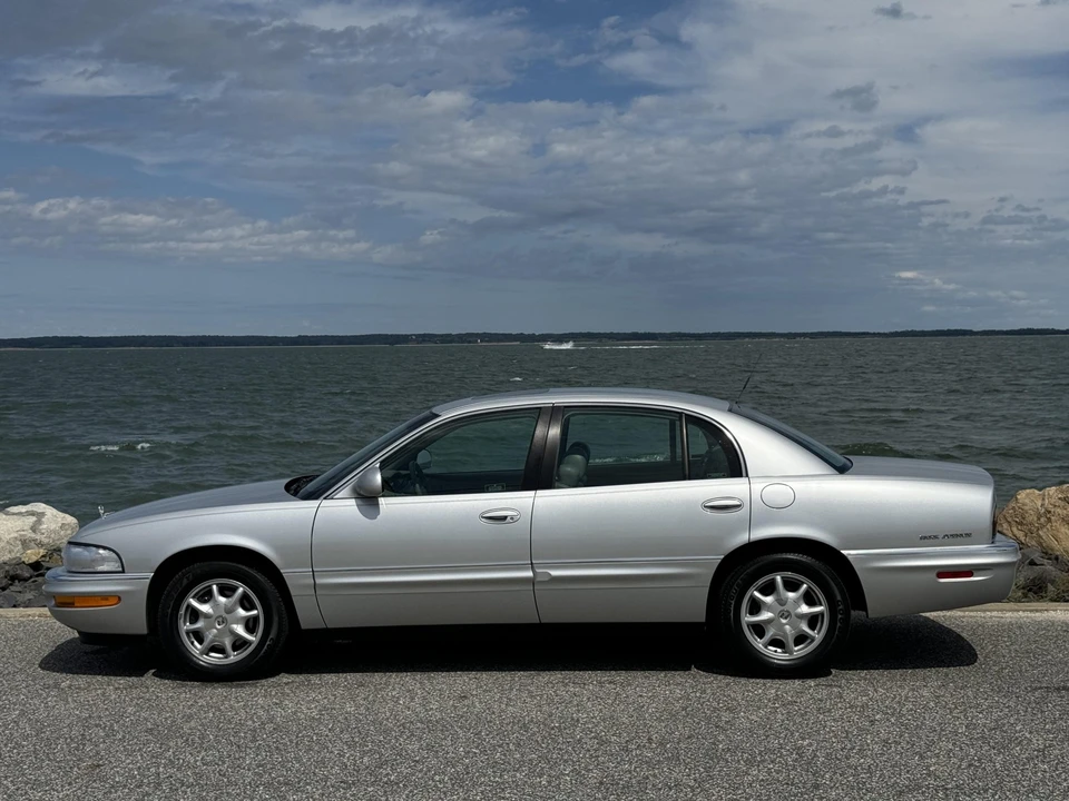 2000 Buick Park Avenue - Image 9 of 31
