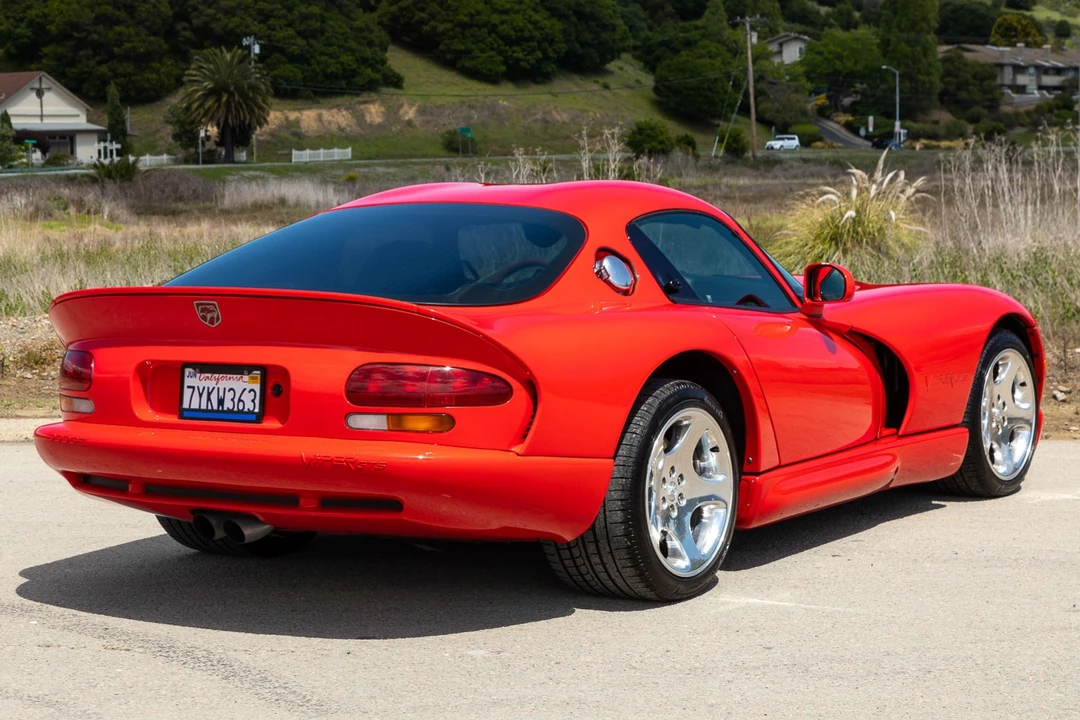 2000 Dodge Viper GTS 2nd Gen - Image 17 of 31