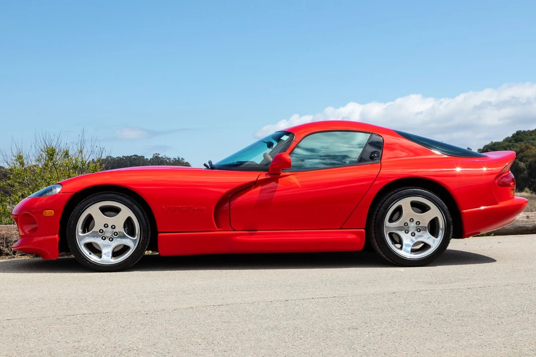 2000 Dodge Viper GTS 2nd Gen - Image 4 of 31
