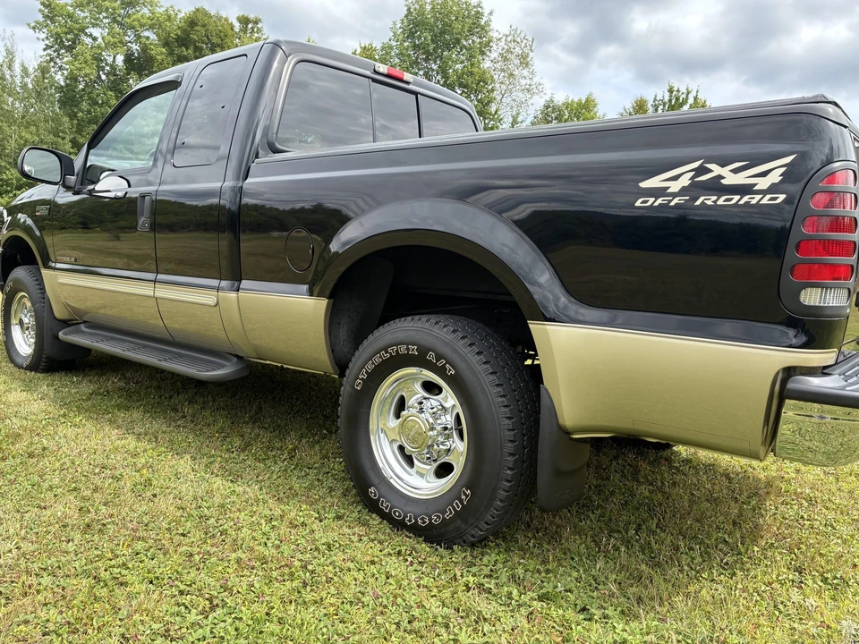 2000 Ford Super Duty 1st Gen - Image 11 of 31