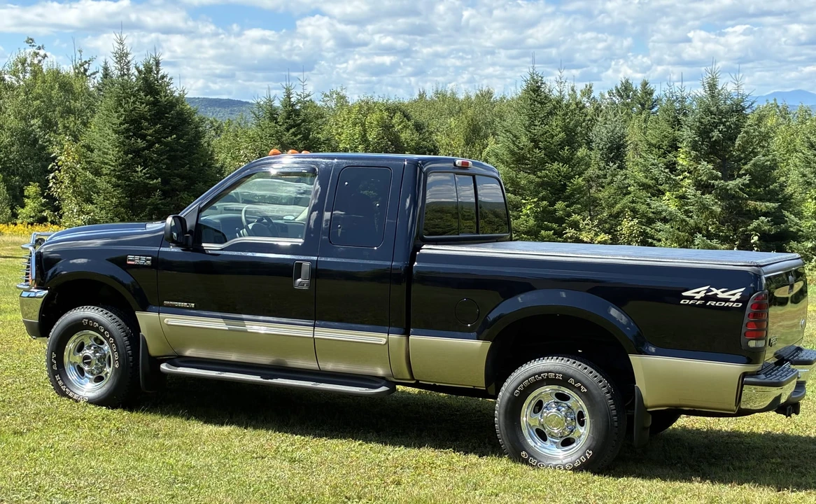 2000 Ford Super Duty 1st Gen - Image 10 of 31