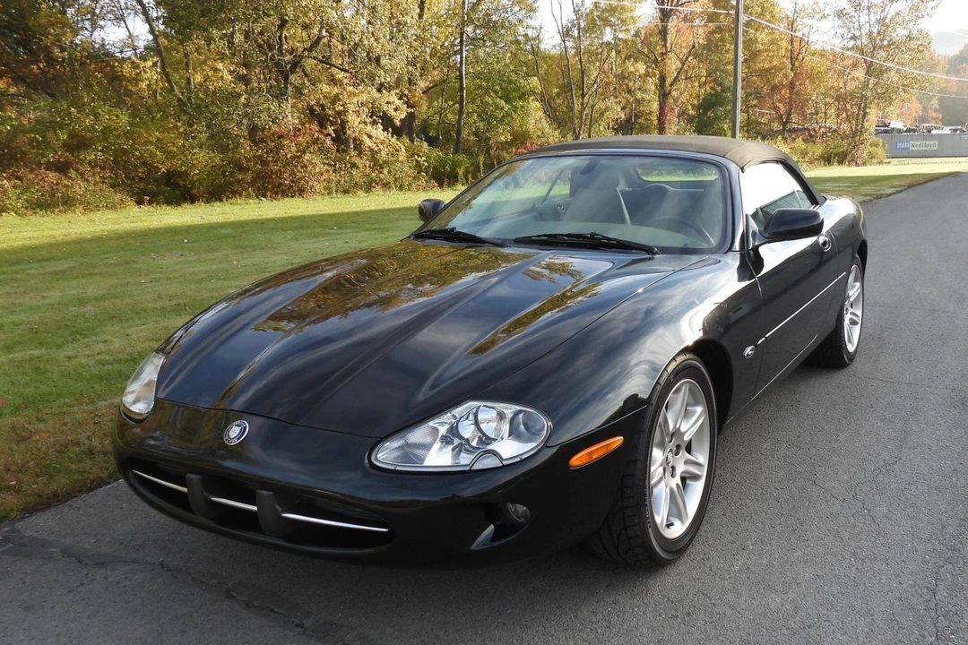 2000 Jaguar X100 XK8 - Image 3 of 31