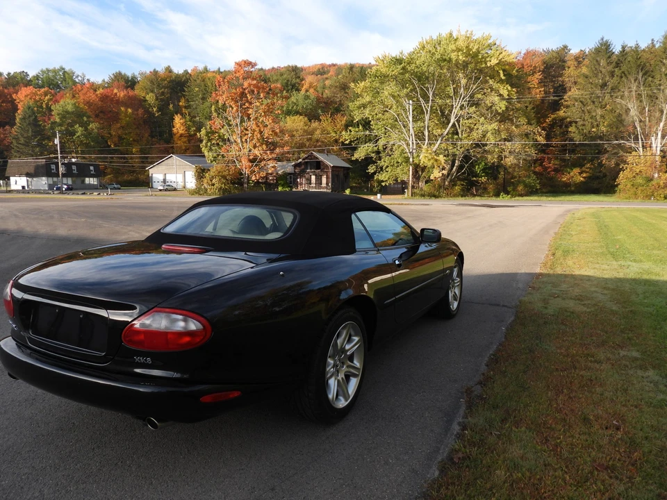 2000 Jaguar X100 XK8 - Image 10 of 31