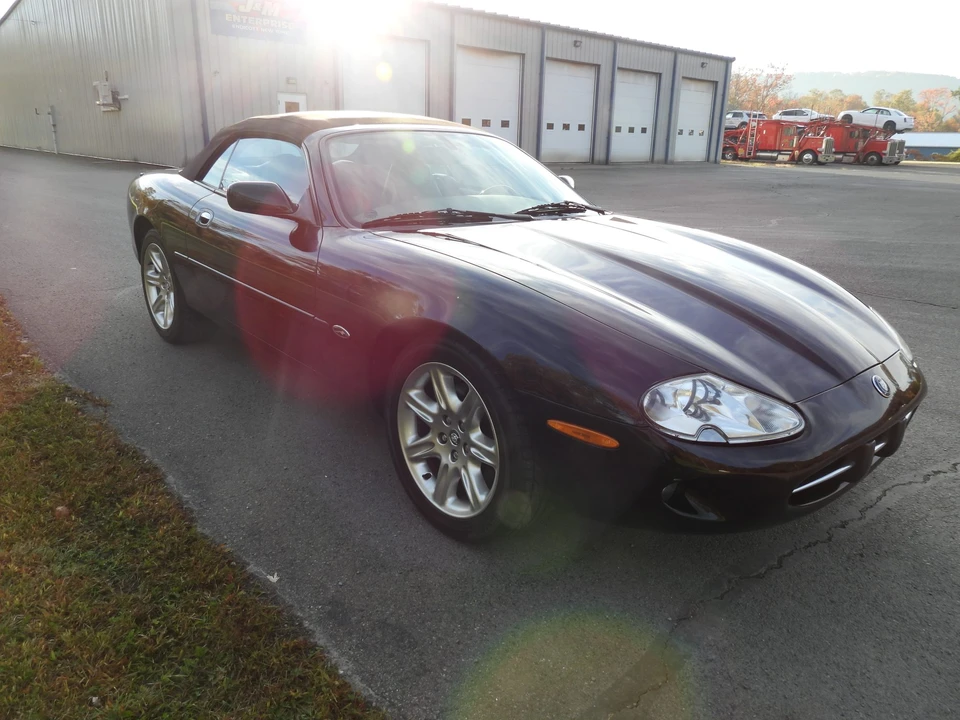 2000 Jaguar X100 XK8 - Image 12 of 31