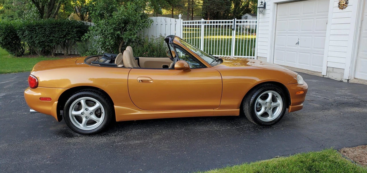 2000 Mazda NB MX-5 Miata - Image 16 of 31