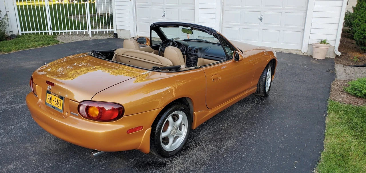2000 Mazda NB MX-5 Miata - Image 14 of 31