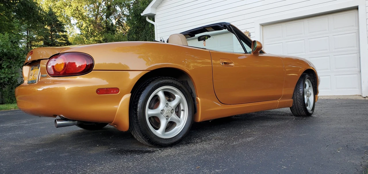 2000 Mazda NB MX-5 Miata - Image 15 of 31