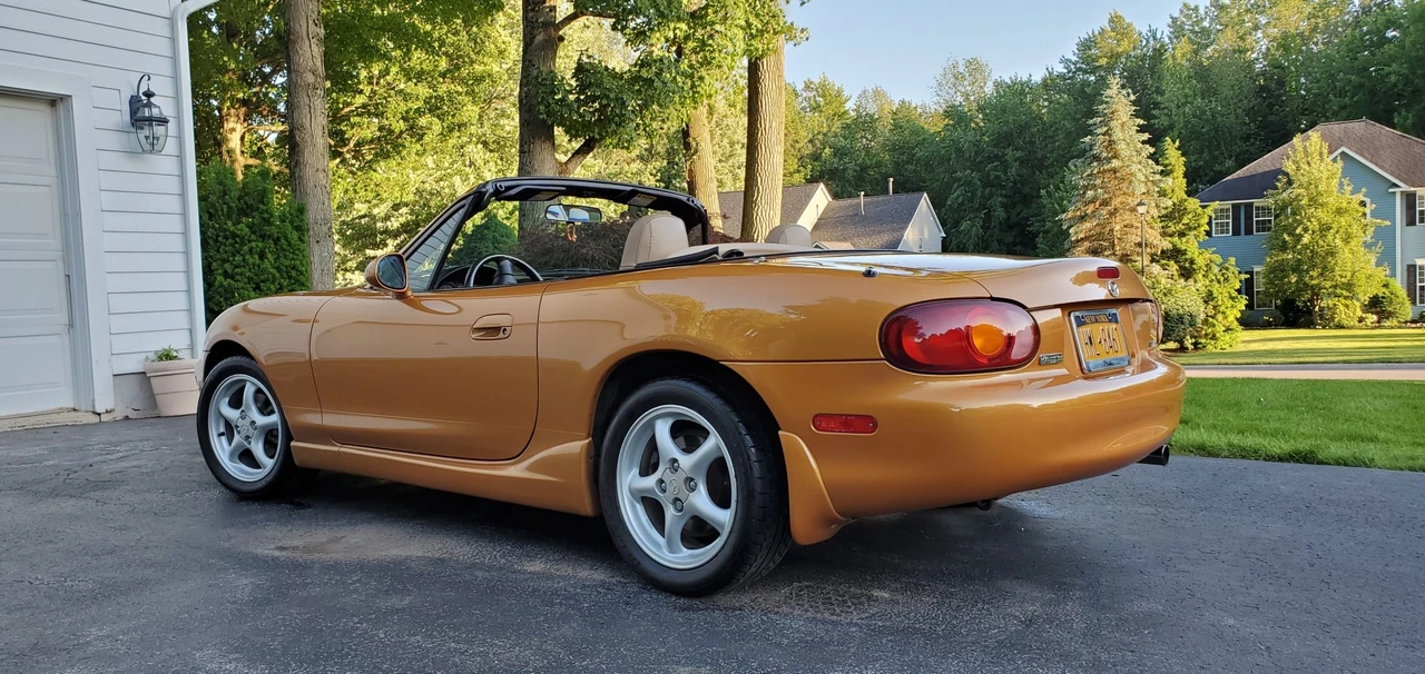 2000 Mazda NB MX-5 Miata - Image 8 of 31