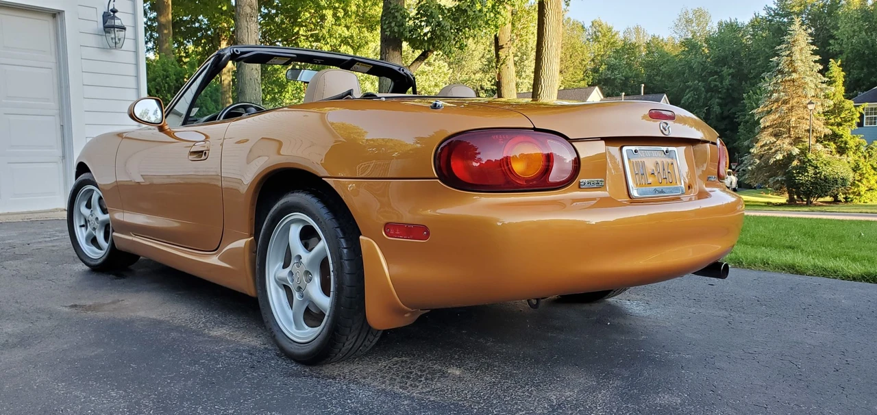 2000 Mazda NB MX-5 Miata - Image 11 of 31