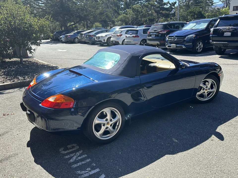 2000 Porsche 986 Boxster - Image 9 of 31