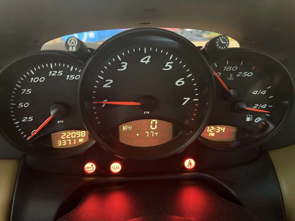 2000 Porsche 986 Boxster - Image 24 of 31
