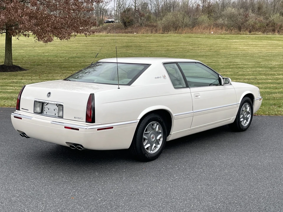 2001 Cadillac Eldorado 12th Gen - Image 25 of 31
